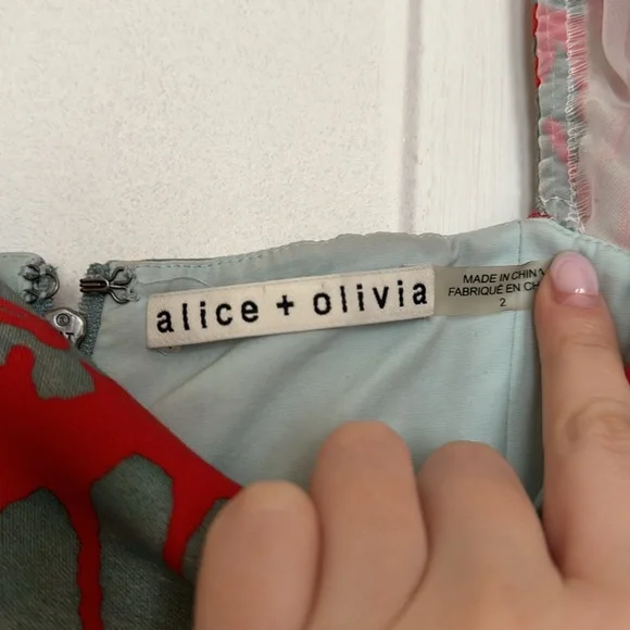 ALICE + OLIVIA FREDIA PUFF SLEEVE MIDI DRESS IN SIZE 2 - Picture 7 of 7